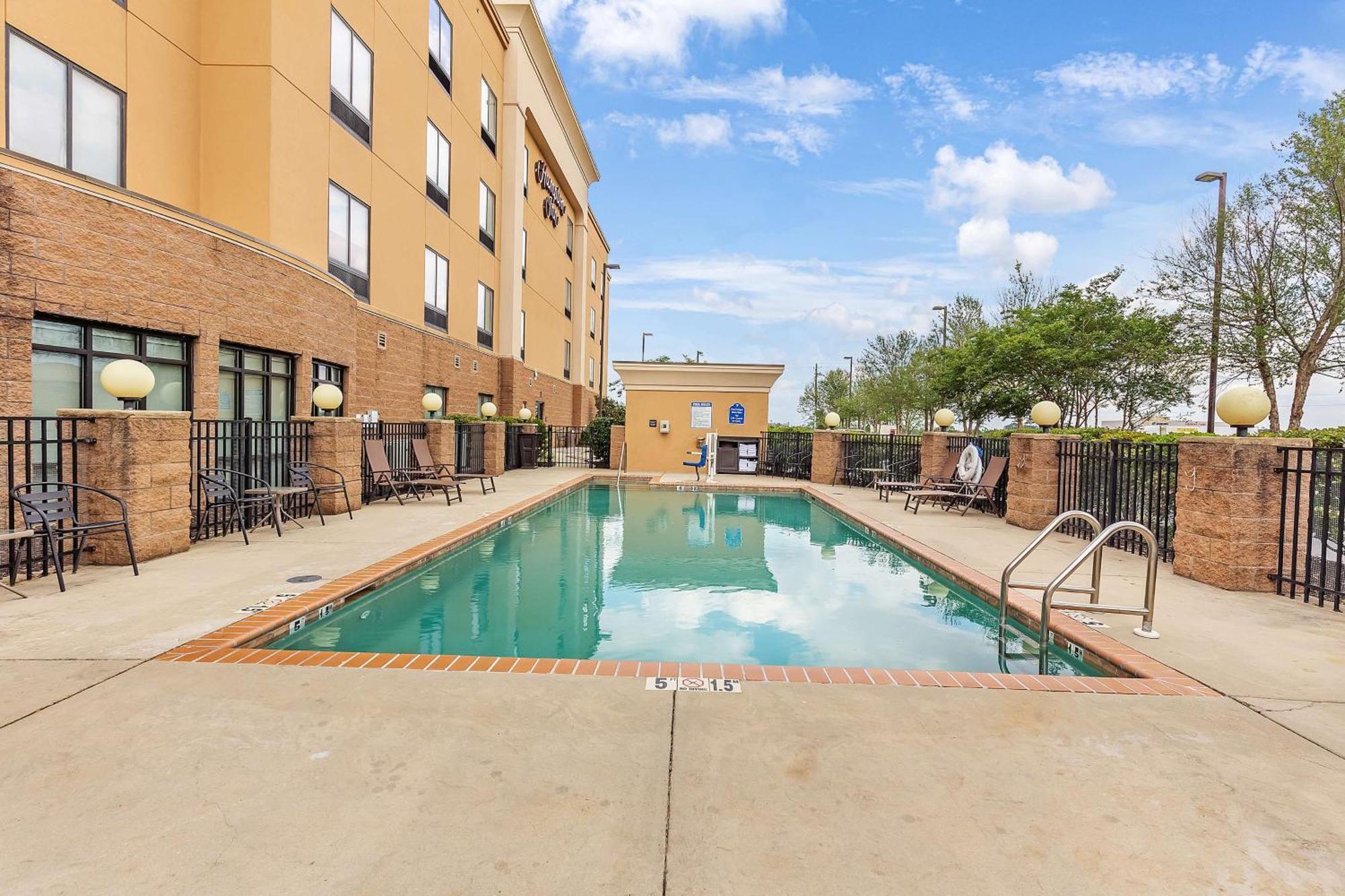 Hampton Inn - Атмор Экстерьер фото
